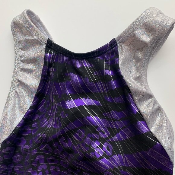 Snowflake Leo: CL - Picture 3 of 5